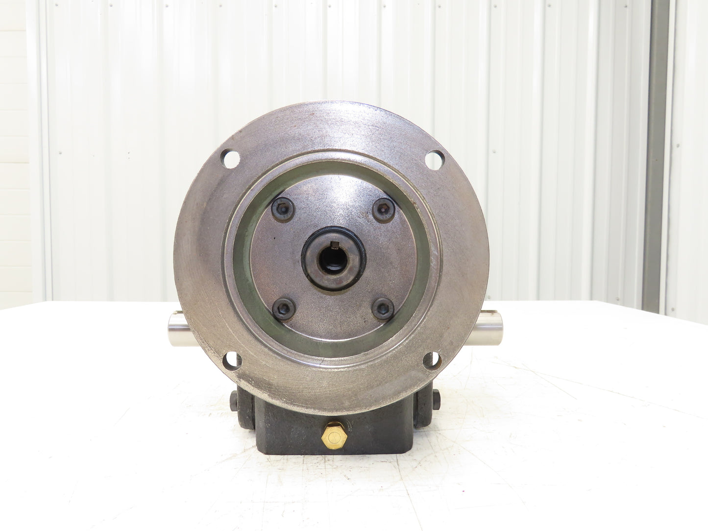 Worldwide HDRF237-30/1-DE-56C Worm Gearbox 30:1 Reducer 58rpm Dual Shaft 56C