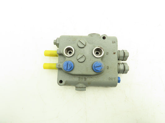 Eaton Cessna 30922-CCN 2 Spool Hydraulic Manual Lever Operated Valve