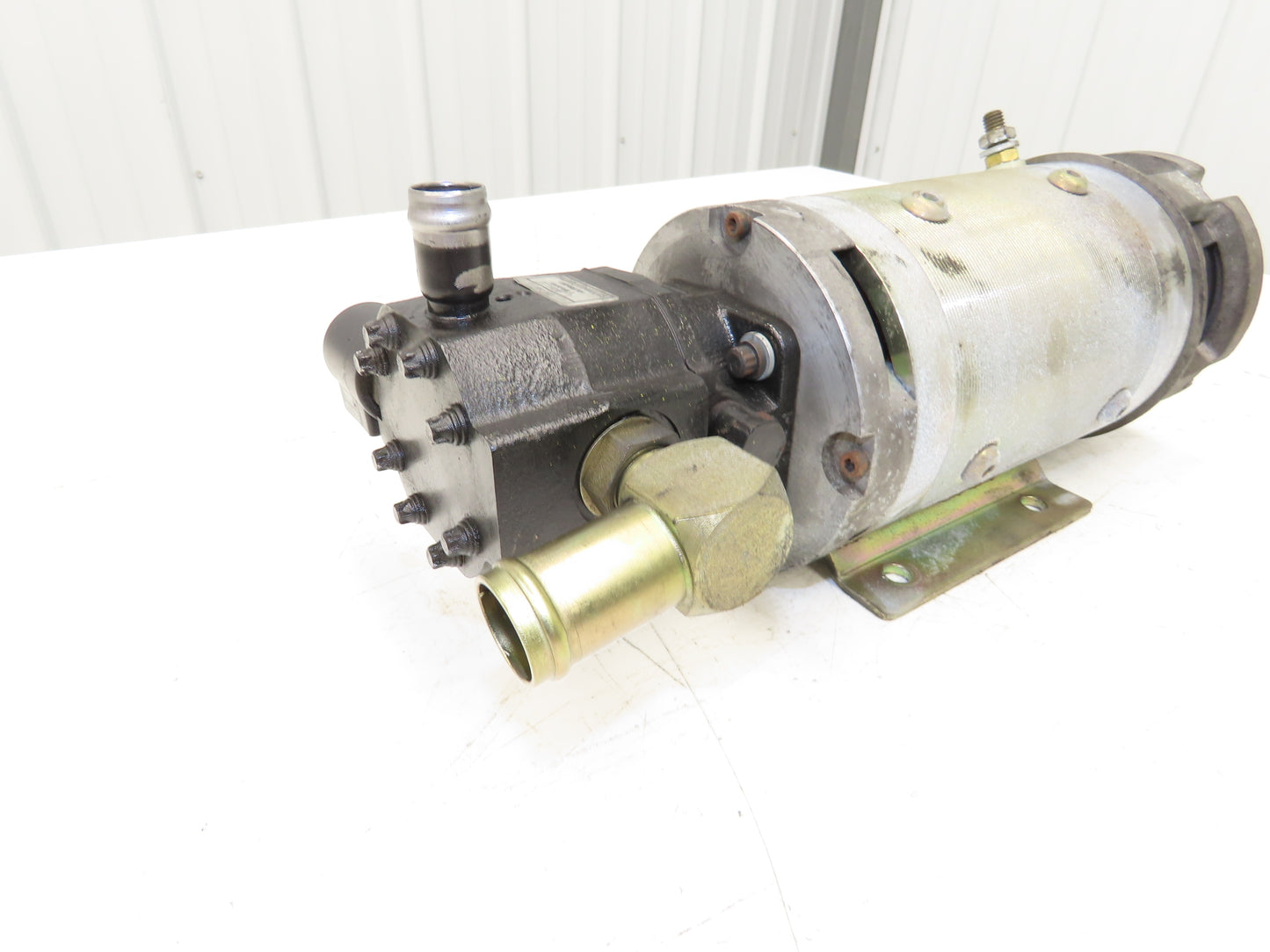 Yale D-468253XWF07A Hydraulic Pump Motor Order Picker Forklift 0S030ECN24TE089