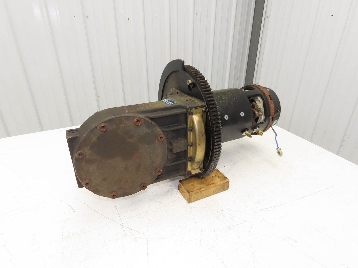 Yale Drive Axel Power Steering Hub Off 0S030ECN24TE089 Order Picker Forklift