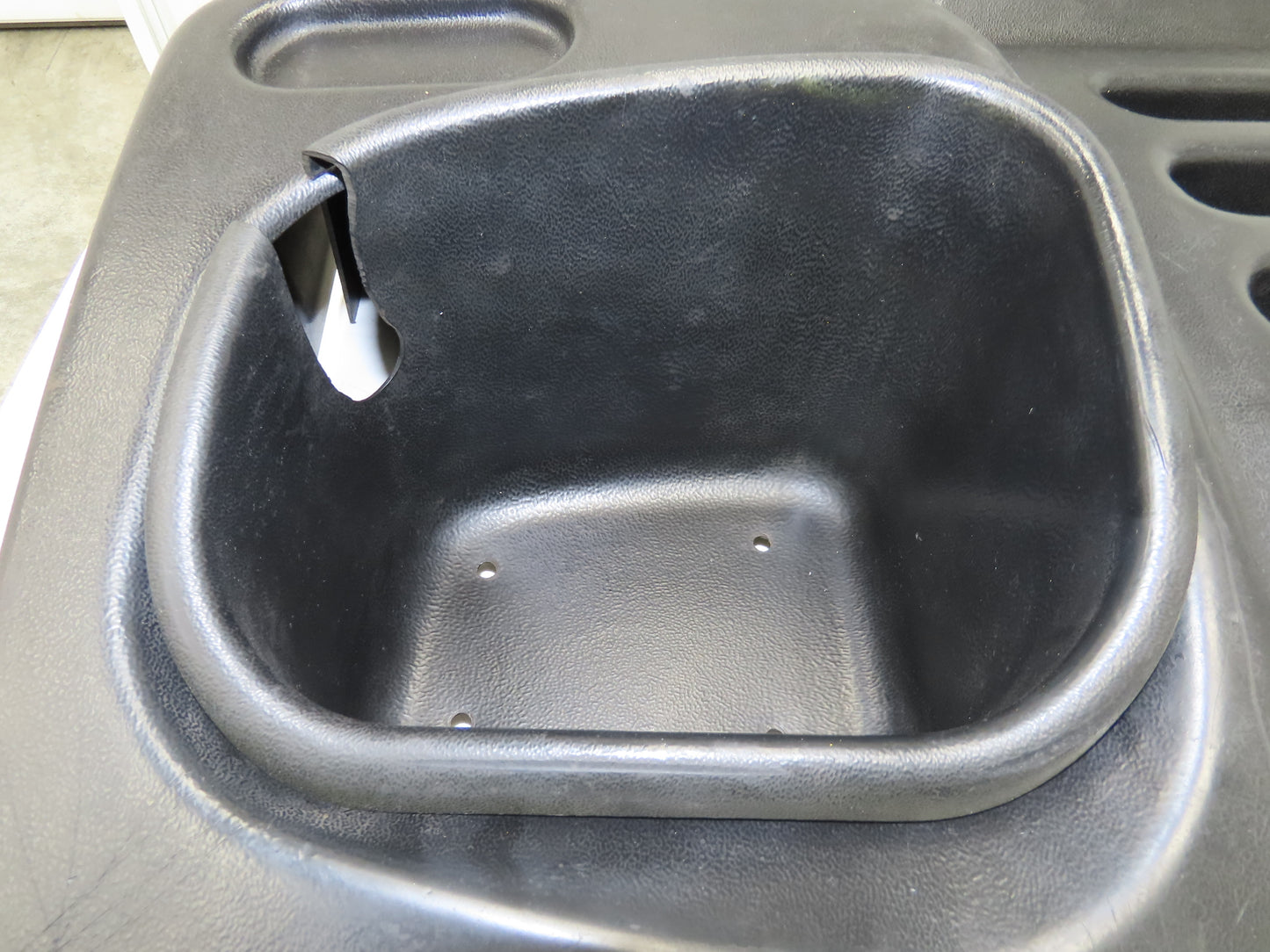 Yale Operator Cabin Plastic Cover Set Off 0S030ECN24TE089 Order Picker Forklift