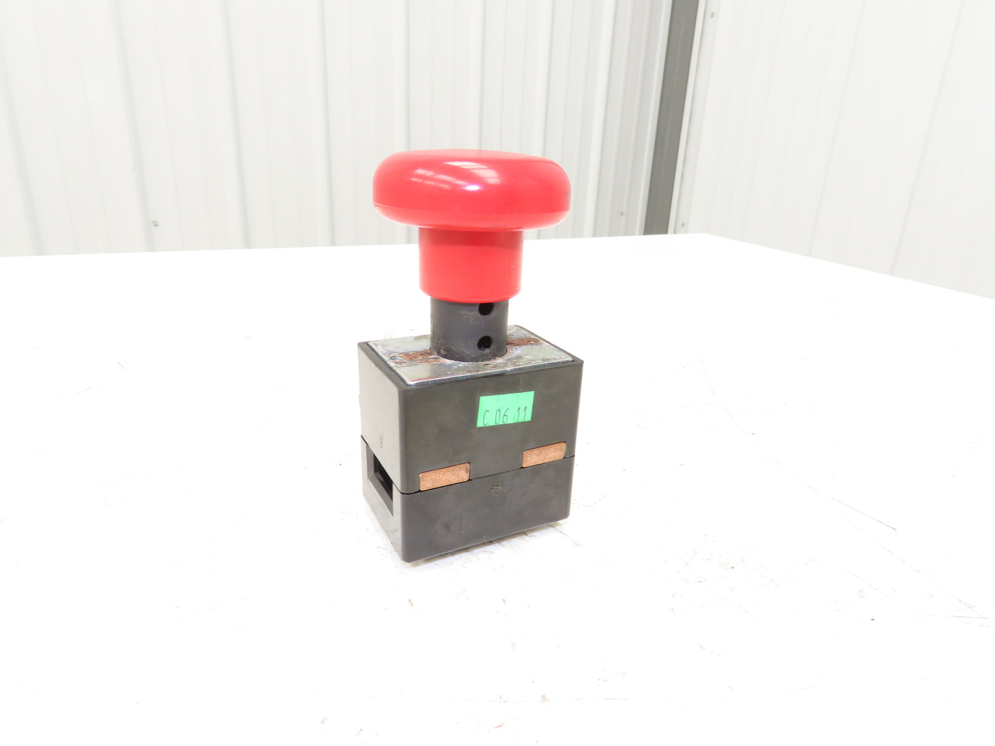 Landoll Red E-Stop Button 48VDC Removed From LSC30 Stand On Forklift