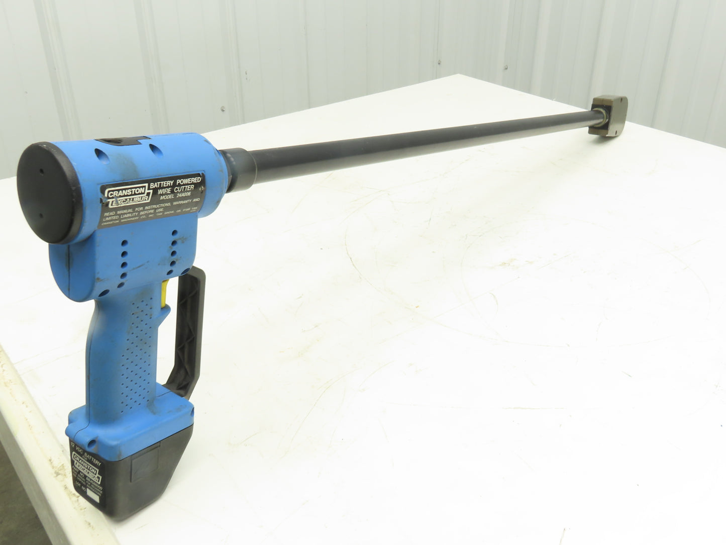 Cranston 24A006 Excalibur Wire Cutter 12V Cordless 36" Extension 7/8" Cutters