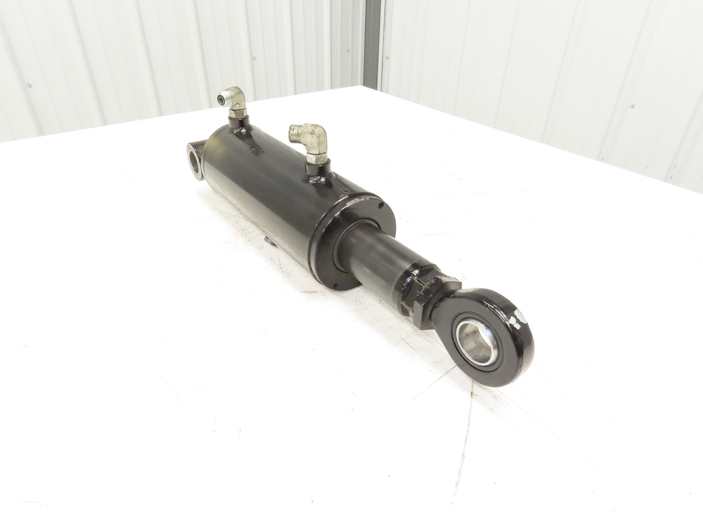 Landoll 52018-0611 Hydraulic Tilt Cylinder Removed From LSC30 Stand On Forklift