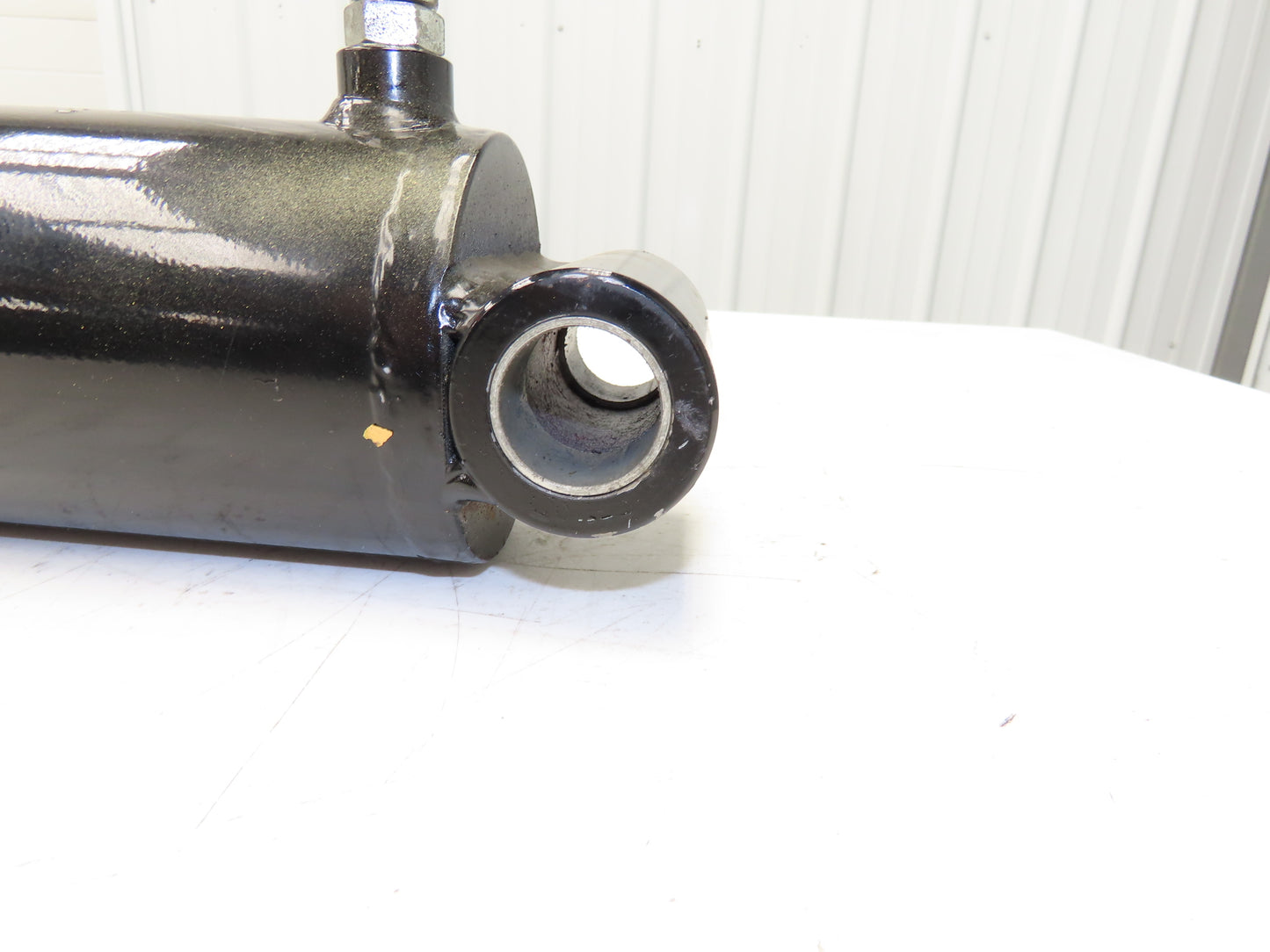 Landoll 52018-0611 Hydraulic Tilt Cylinder Removed From LSC30 Stand On Forklift