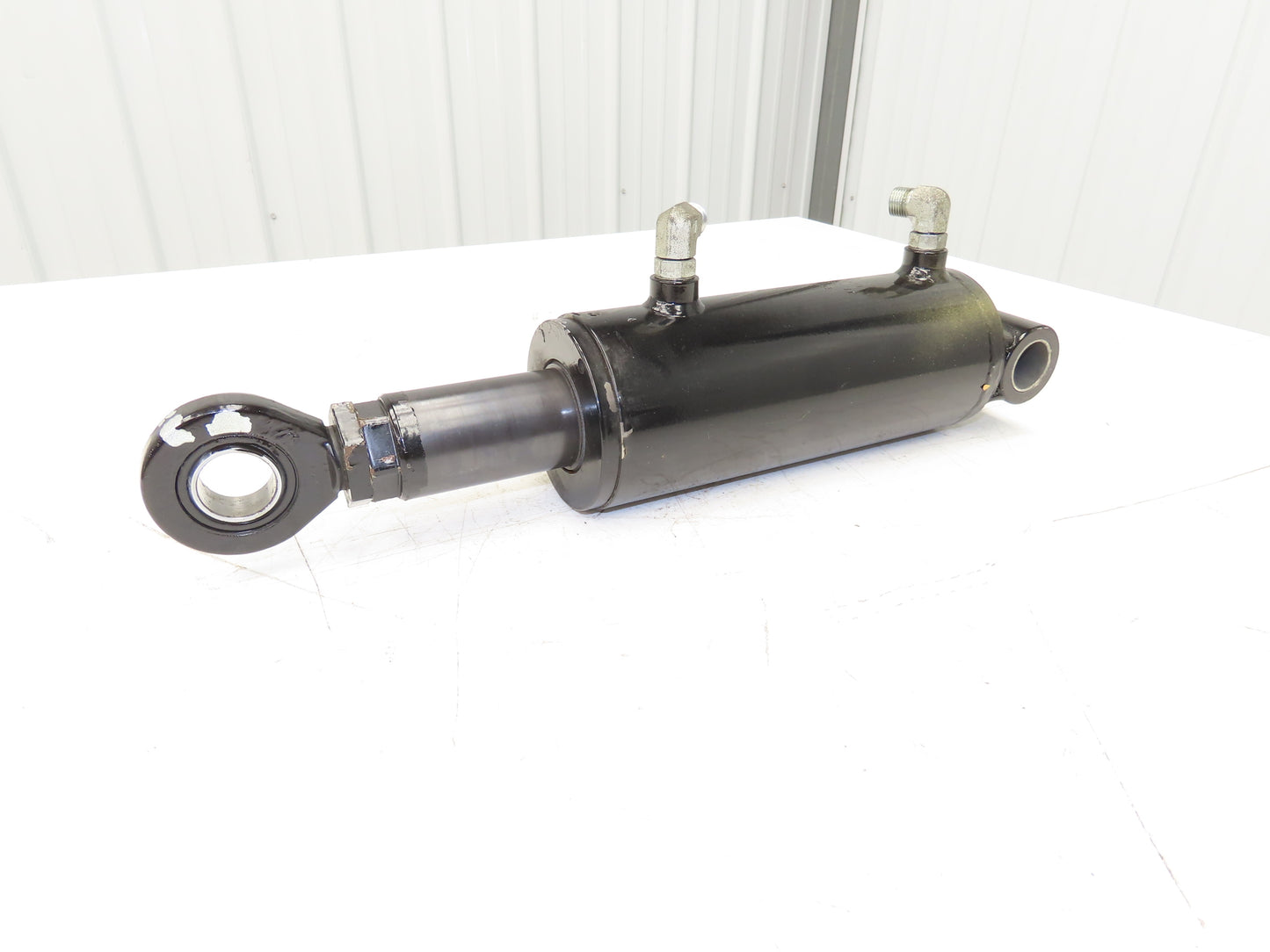 Landoll 52018-0611 Hydraulic Tilt Cylinder Removed From LSC30 Stand On Forklift