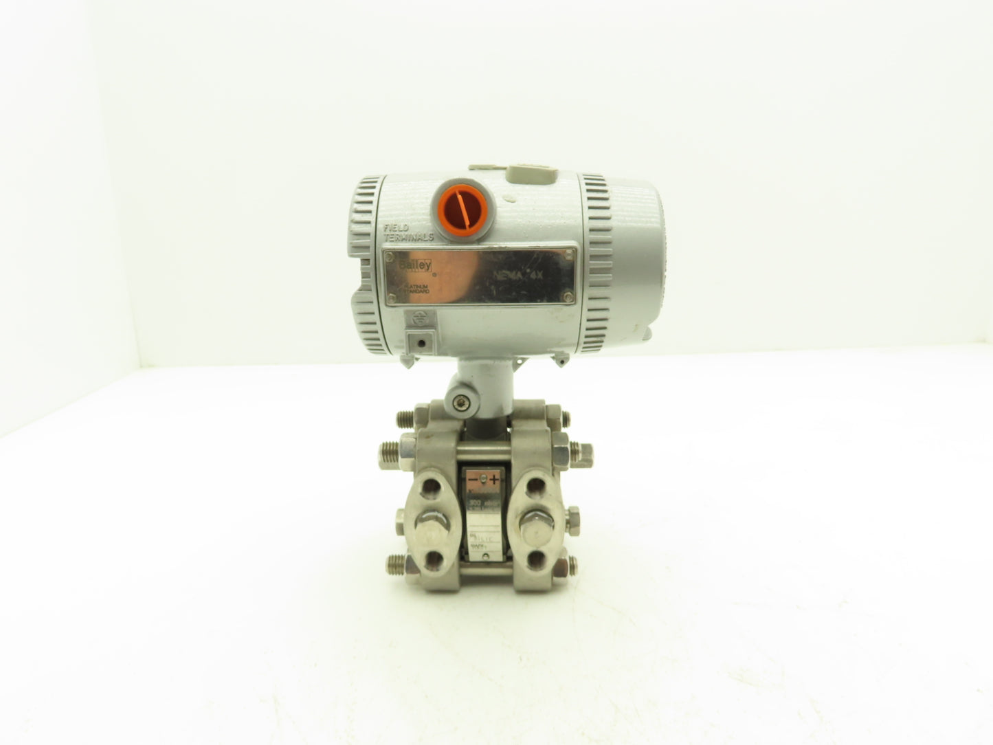 Bailey PTSDDC1222D01B5 Differential Pressure Transmitter 0-120 IN/H20 12-42VDC