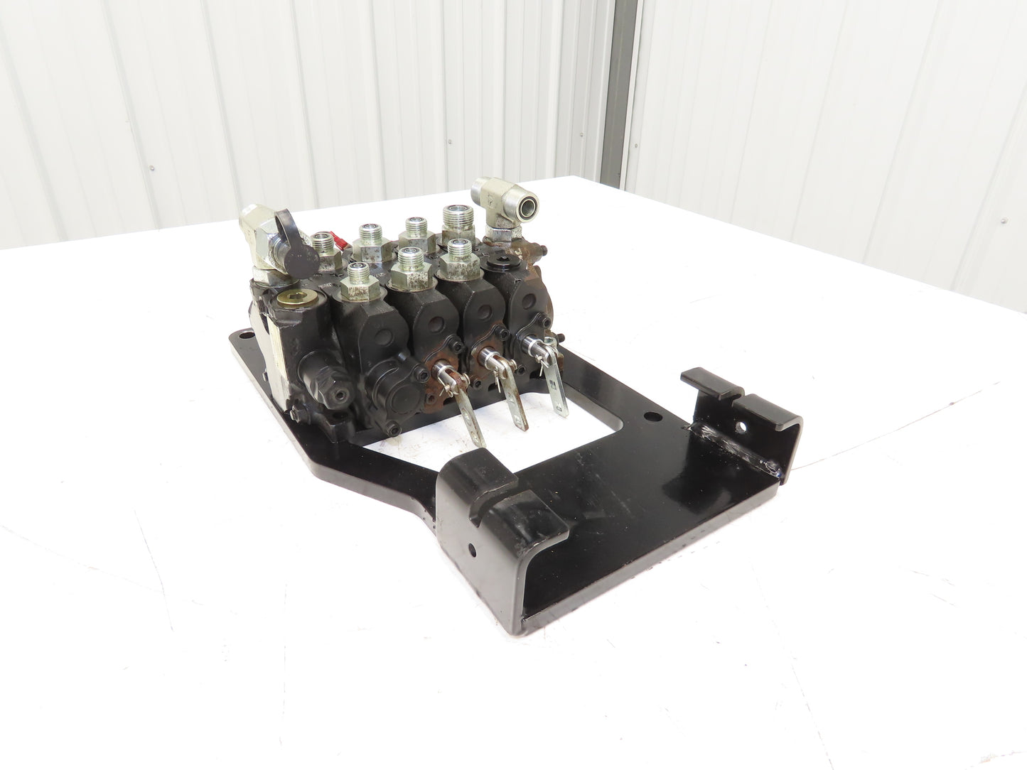 Landoll 072011-02 Hydraulic 3-Spool Mast Control Valve Off LSC30 Forklift