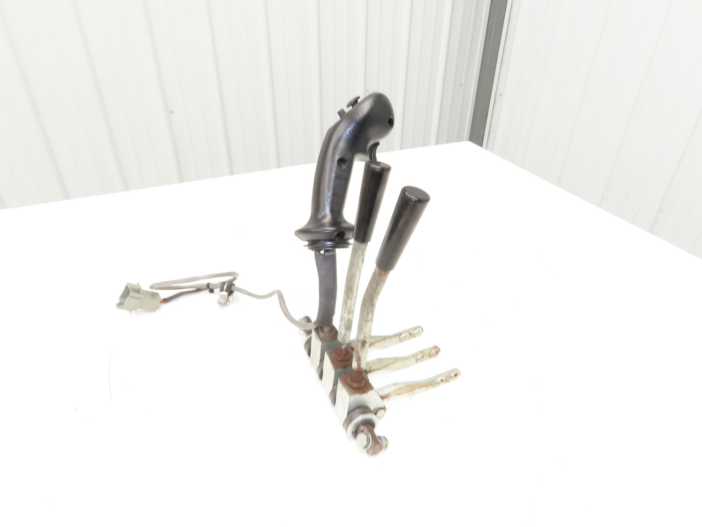 Landoll 072011-02 Mast Control 3 Lever Assembly W/Joystick Off LSC30 Forklift