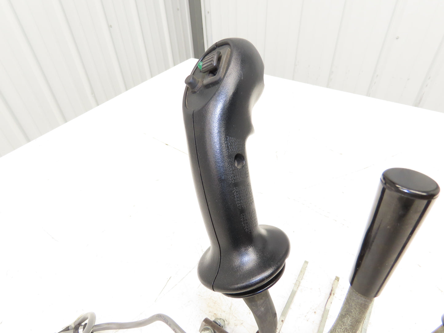 Landoll 072011-02 Mast Control 3 Lever Assembly W/Joystick Off LSC30 Forklift