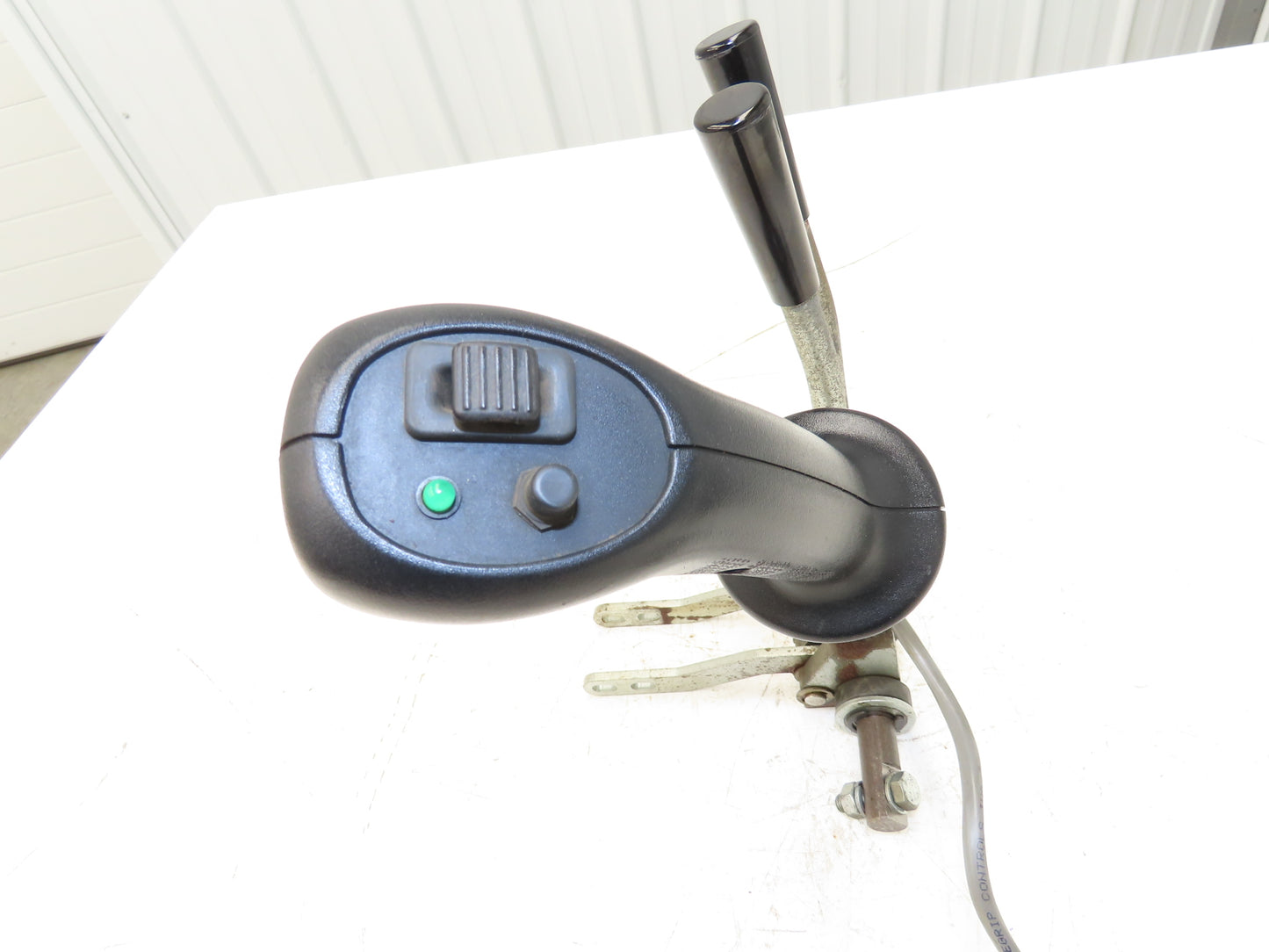 Landoll 072011-02 Mast Control 3 Lever Assembly W/Joystick Off LSC30 Forklift