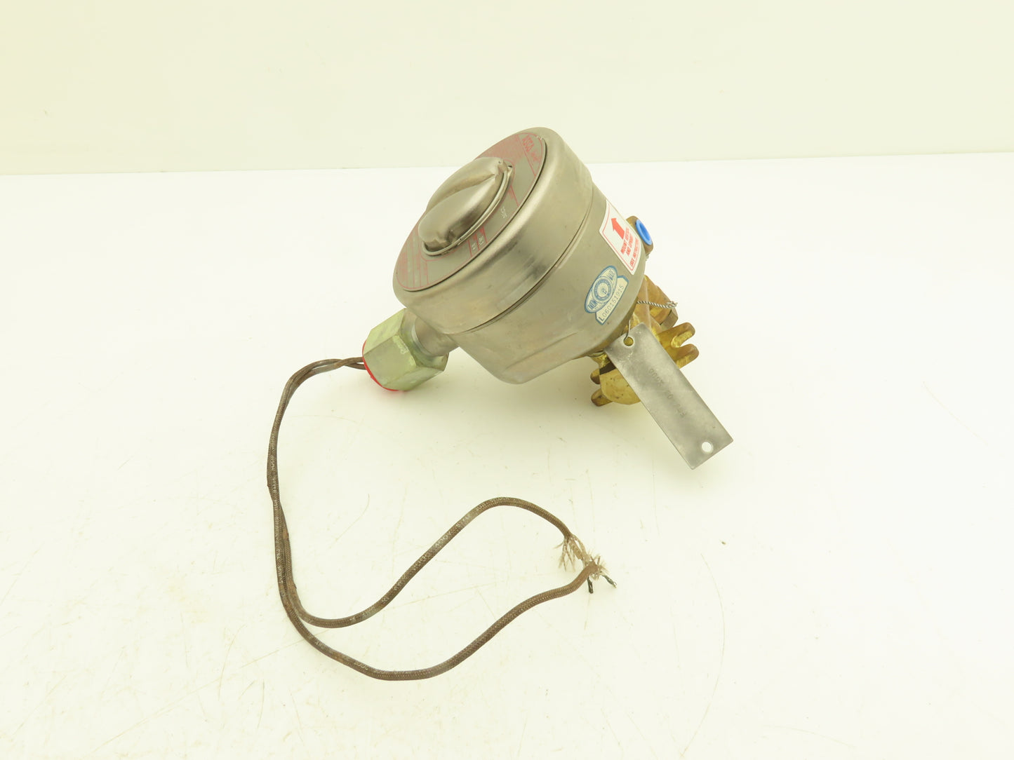 Asco Red Hat 206 381 3RF Pneumatic Brass Solenoid Valve 1/2"NPT 125VDC 150PSI