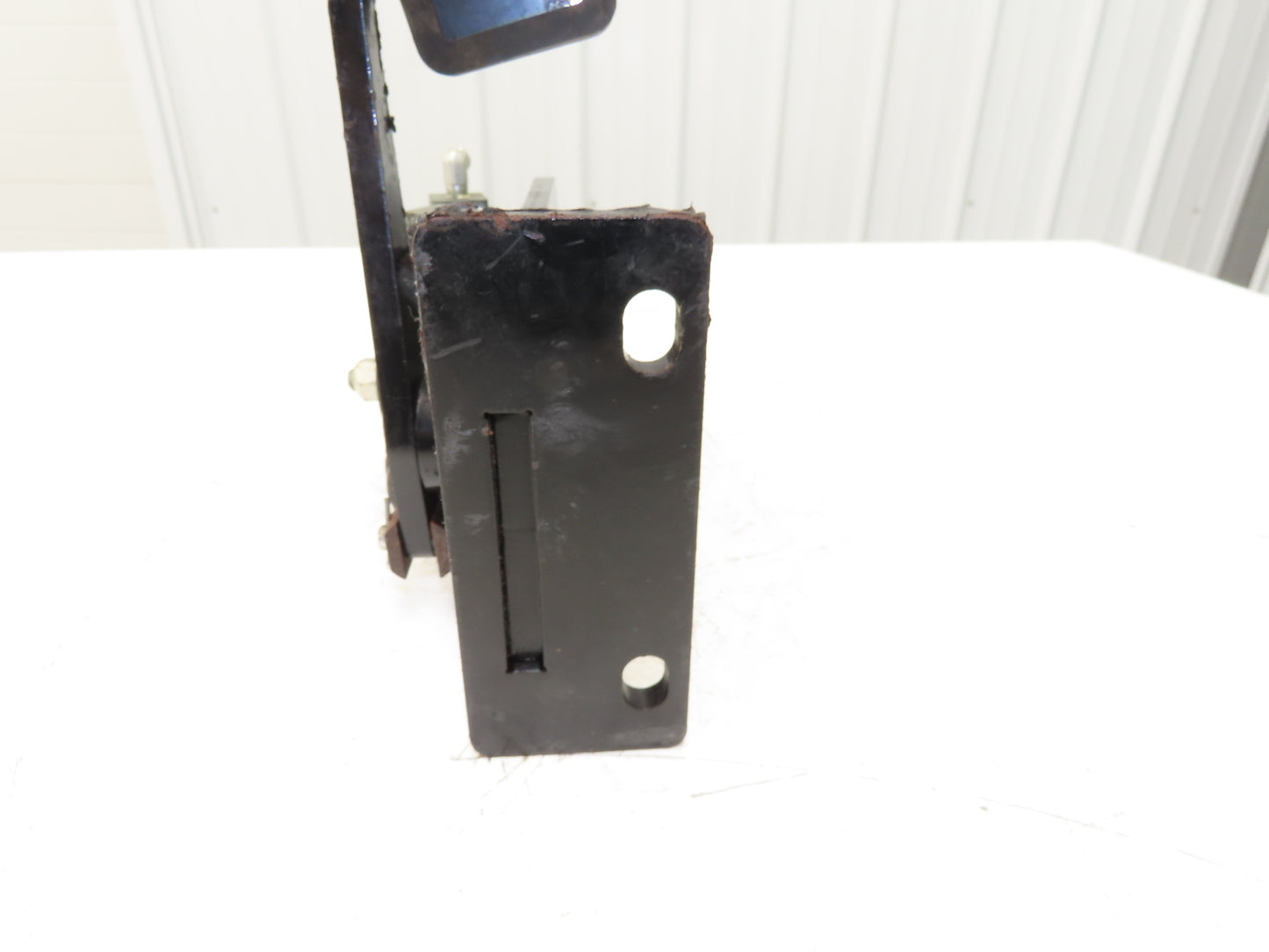 Landoll LSC30 Hydraulic Brake Pedal Master Cylinder Assembly Off LSC30 Forklift