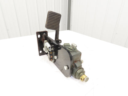 Landoll LSC30 Hydraulic Brake Pedal Master Cylinder Assembly Off LSC30 Forklift