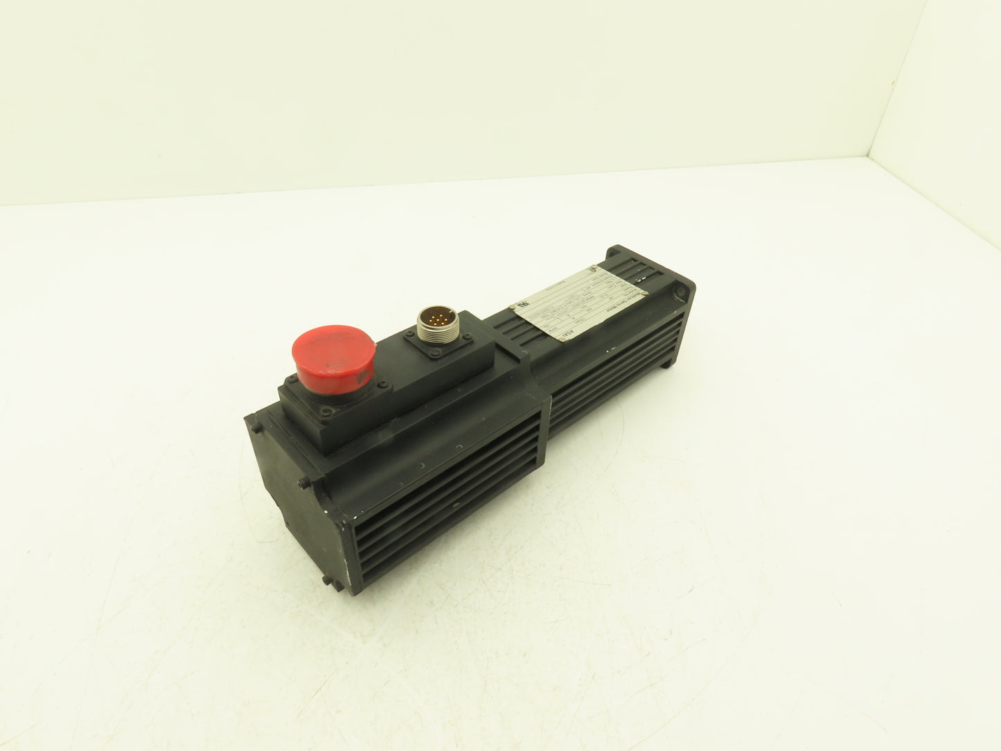 Modicon S32N-A00-2010 Servo Motor 0.95Hp 5500 RPM 230 VRMS Style CGC06