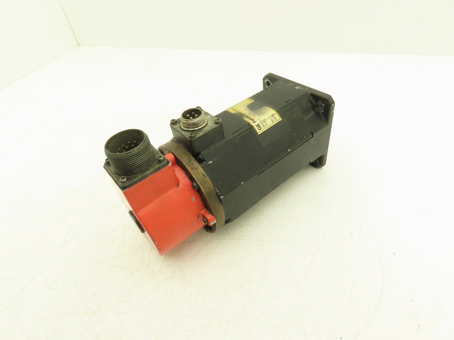 Fanuc A06B-0522-B042 Servo Motor 90V 3PH 2000 RPM