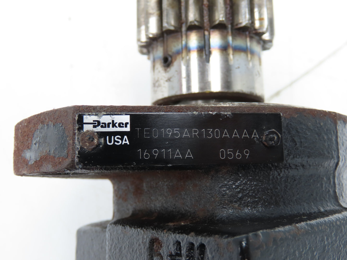 Landoll TE0195AR130AAAA Hydraulic Motor Removed From LSC30 Stand On Forklift