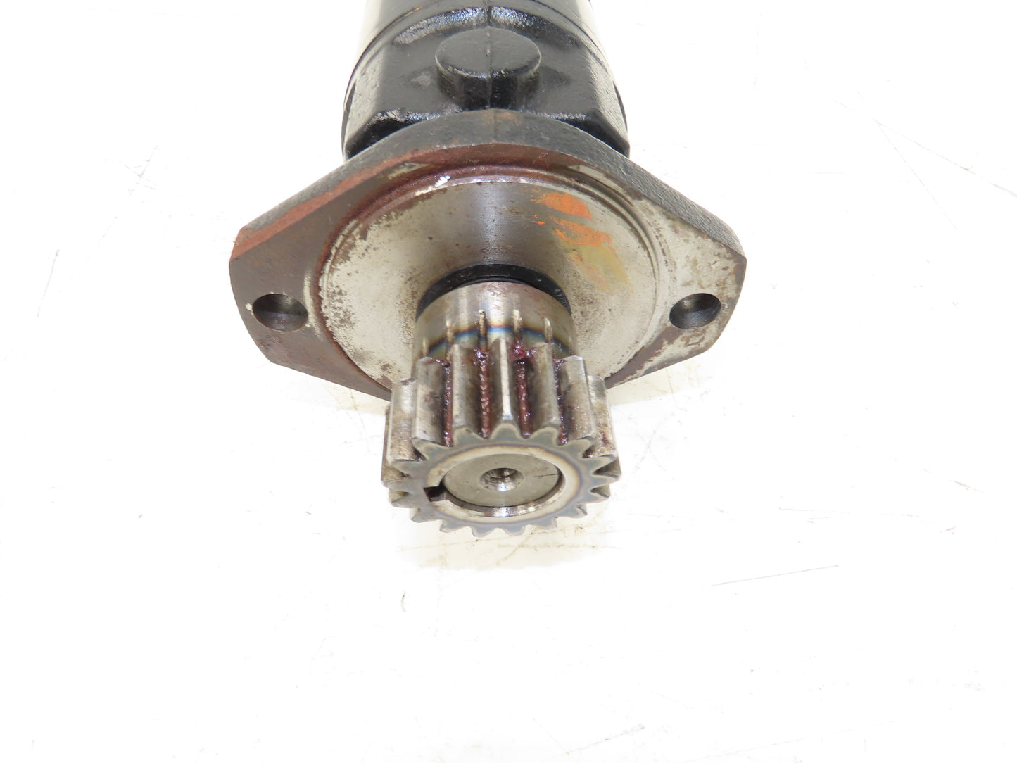 Landoll TE0195AR130AAAA Hydraulic Motor Removed From LSC30 Stand On Forklift