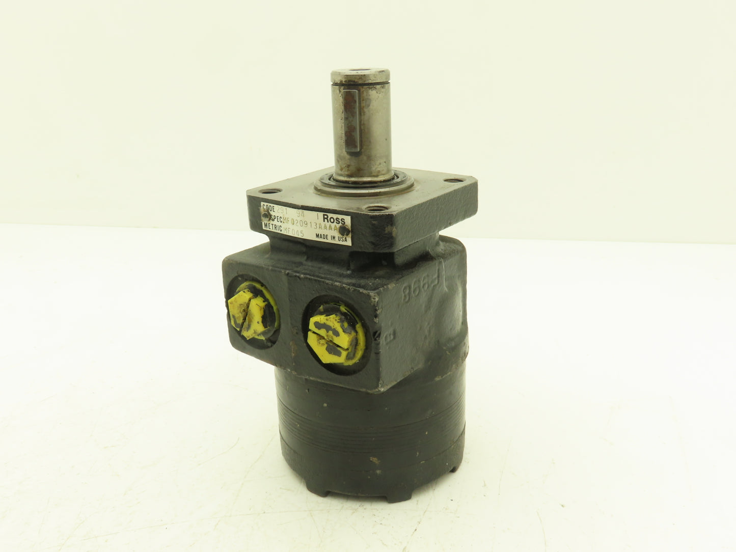 Ross MF020913AAAA Torqmotor Hydraulic Motor 4-Bolt SAE 1" Shaft