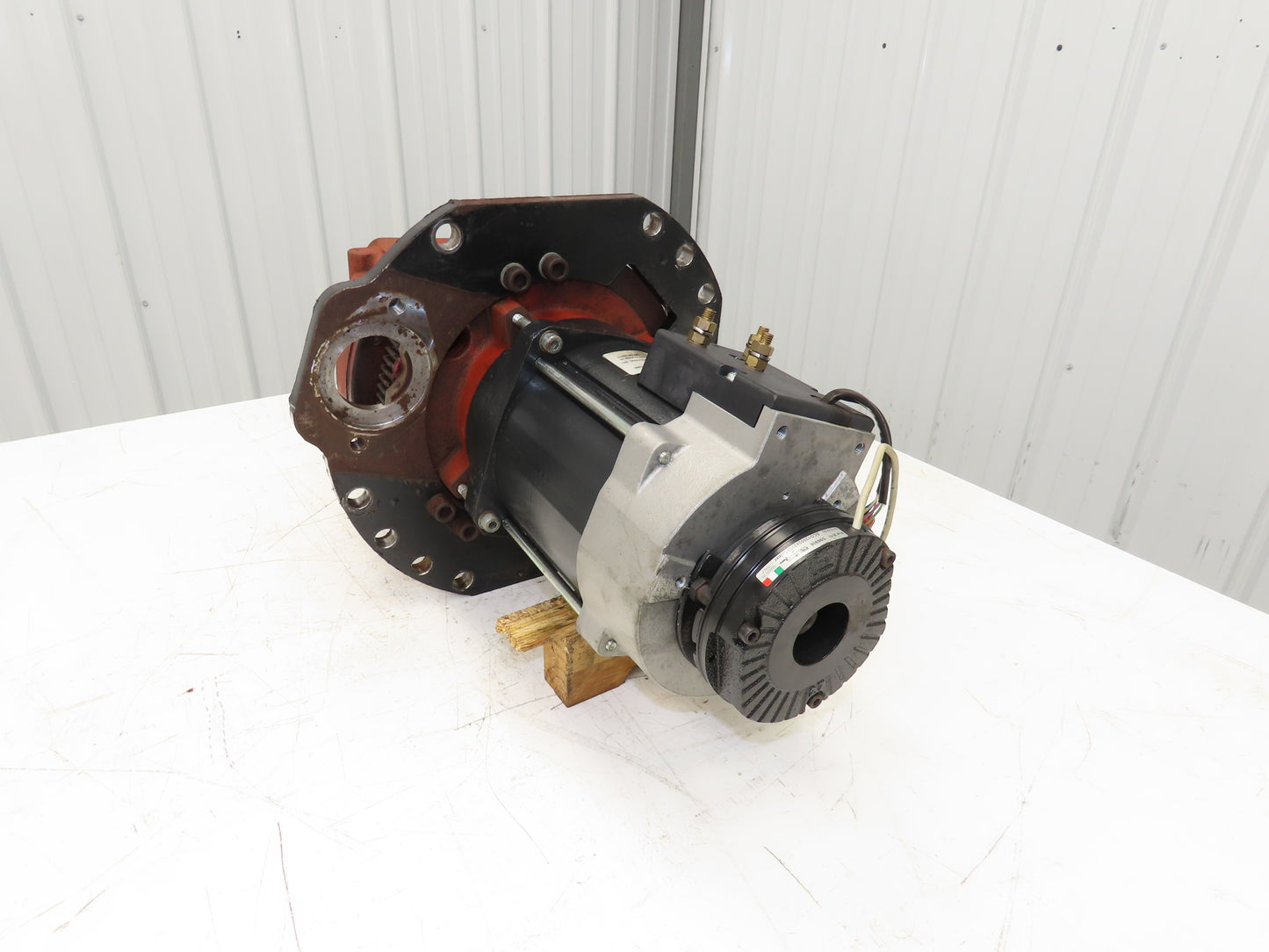 Landoll GT9618 Drive Axle Power Steering Hub Off LSC30 Stand On Forklift