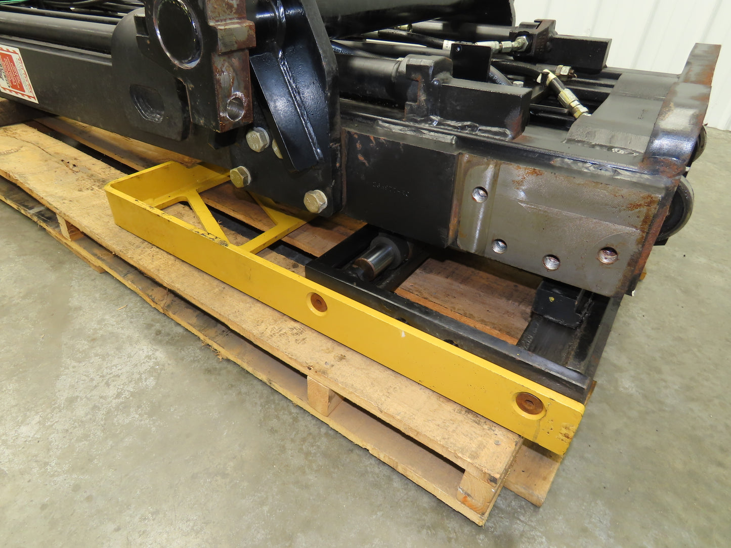 Landoll Mast 3-Stage Class 2 16X34" Carriage SideShift Off LSC30 Forklift