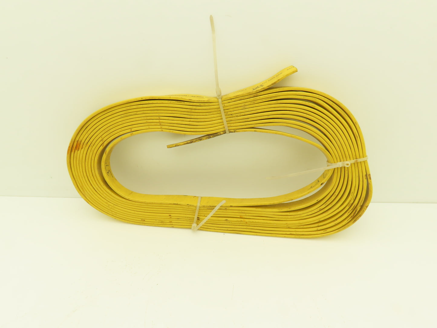 Festoon Cable Outdoor E-24573 Multi-Conductor Flat Cable 8 Wire 16AWG 600V 37'