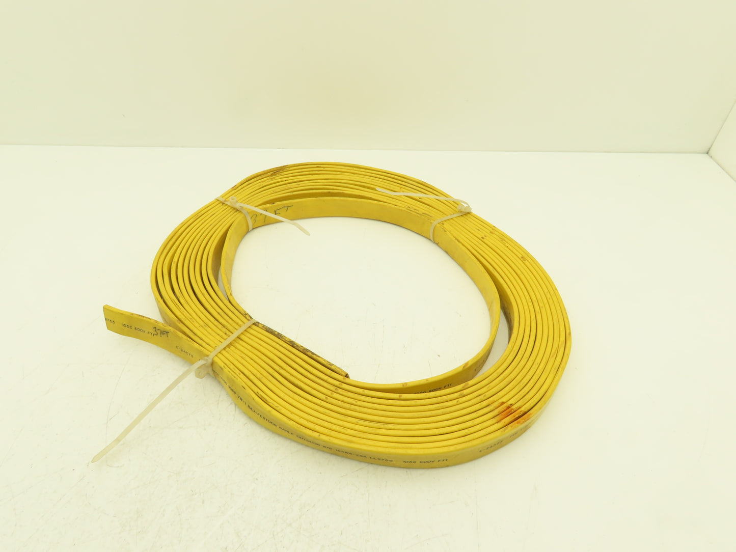 Festoon Cable Outdoor E-24573 Multi-Conductor Flat Cable 8 Wire 16AWG 600V 37'