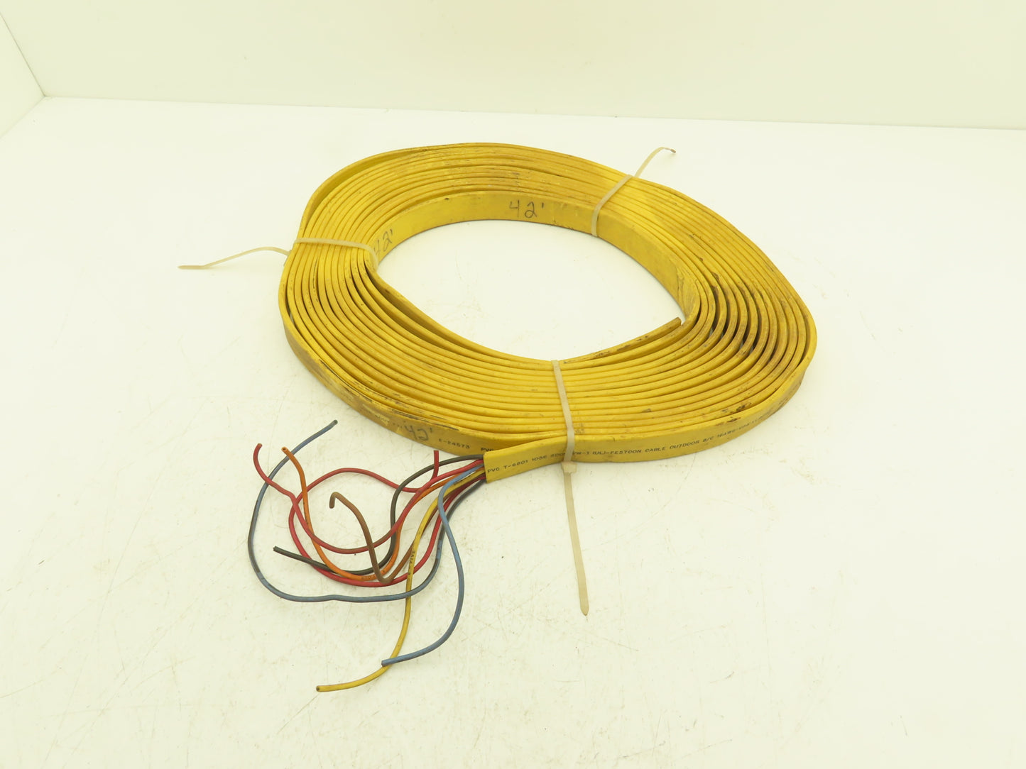 Festoon Cable Outdoor E-24573 Multi-Conductor Flat Cable 8 Wire 16AWG 600V 42'