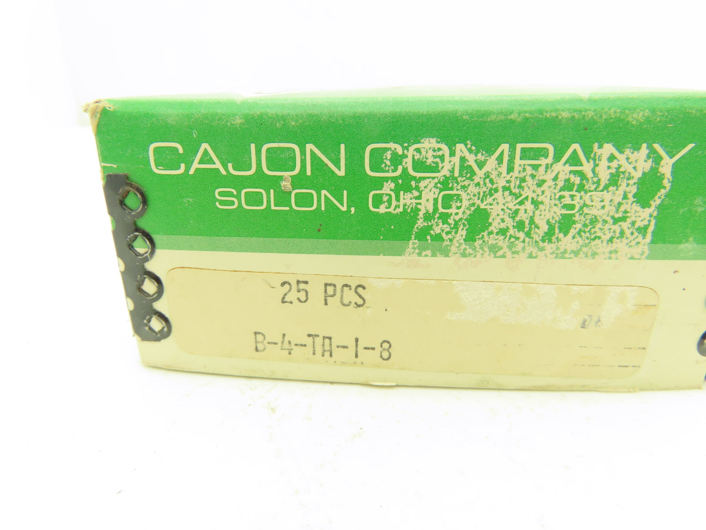 Cajon B4TA18 Swagelok Compression Fitting Adapter 1/4" Tube to 3/8"NPT Lot of 25