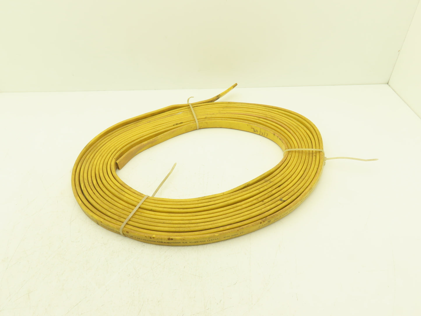 Festoon Cable Outdoor E-24573 Multi-Conductor Flat Cable 4 Wire 10AWG 600V 44'