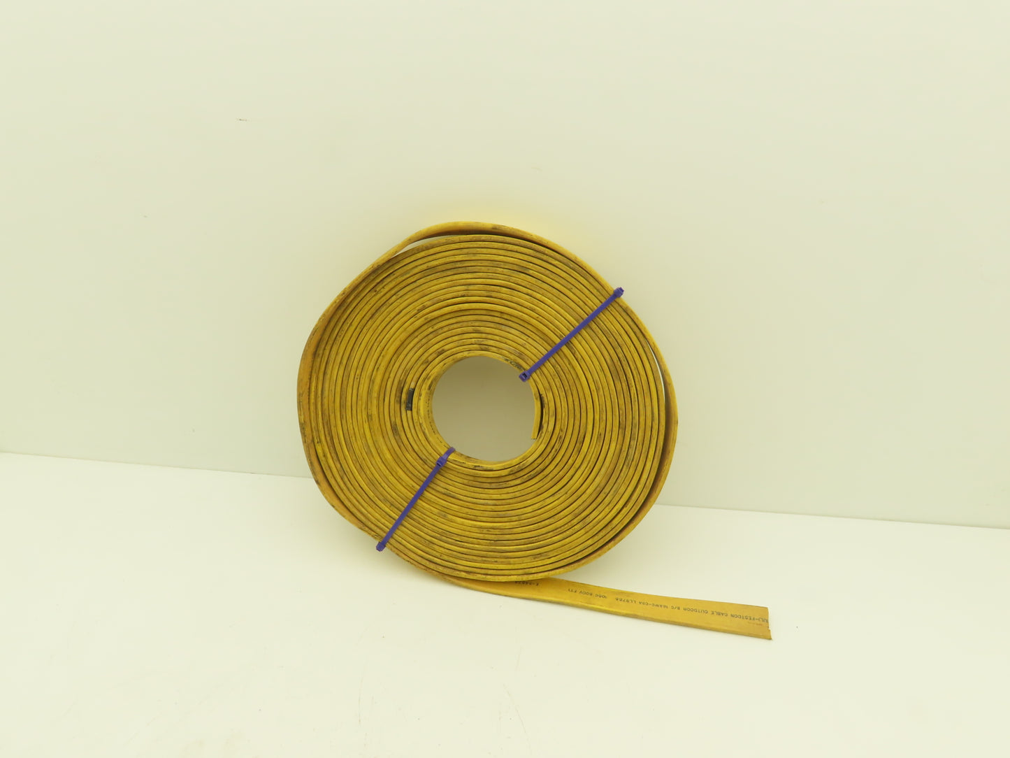 Festoon Cable Outdoor E-24573 Multi-Conductor Flat Cable 8 Wire 16AWG 600V 40'