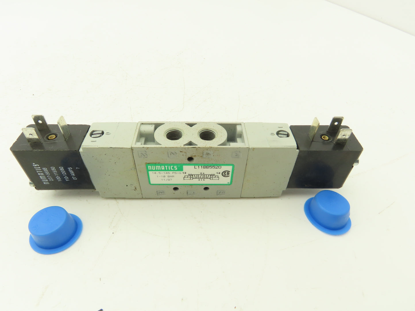 Numatics L11BB5520 Pneumatic  Valve Double Solenoid 120VAC 50/60 Hz 1/8" NPT