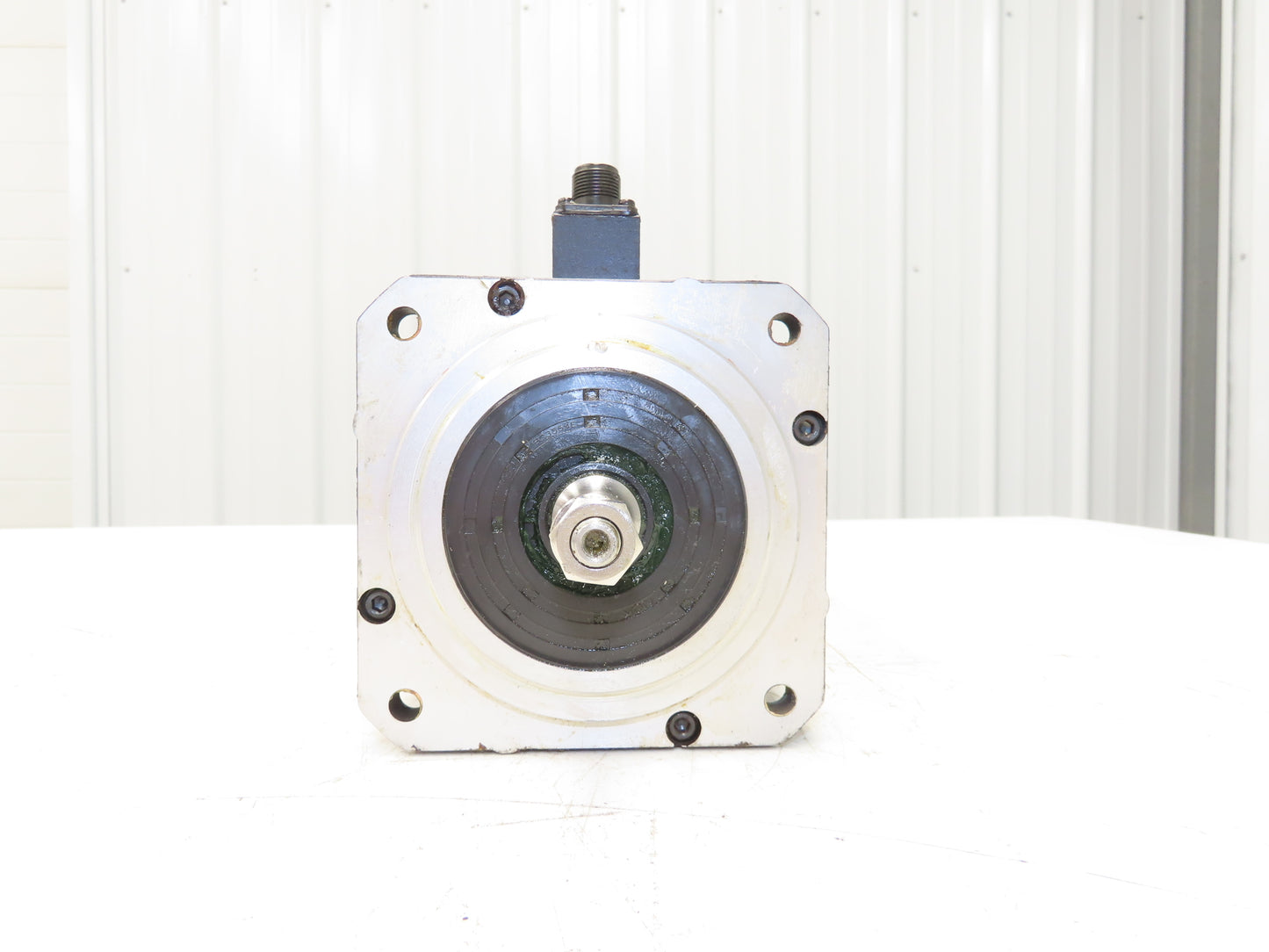 Fanuc A06B-0128-B175-R AC Servo Motor 114V 3PH 3000 RPM -Encoder A860-0360-T201