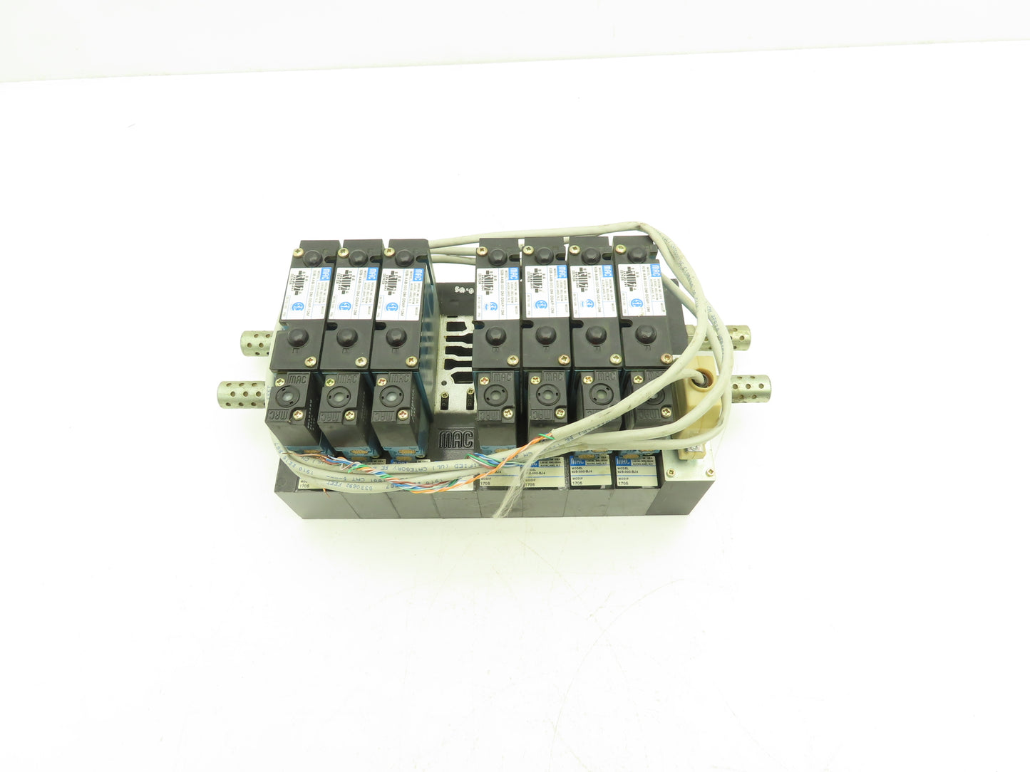 MAC MAConnect 8-Station Solenoid Valve Serial Manifold DeviceNet 24VDC 92B