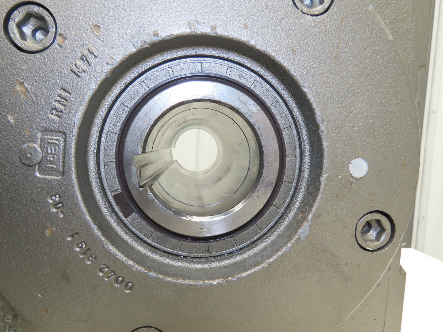 Sew Eurodrive FA97BDRL160M4BE20HR/TF/EG7S/AL Parallel Gearmotor 11.16 Ratio 3PH