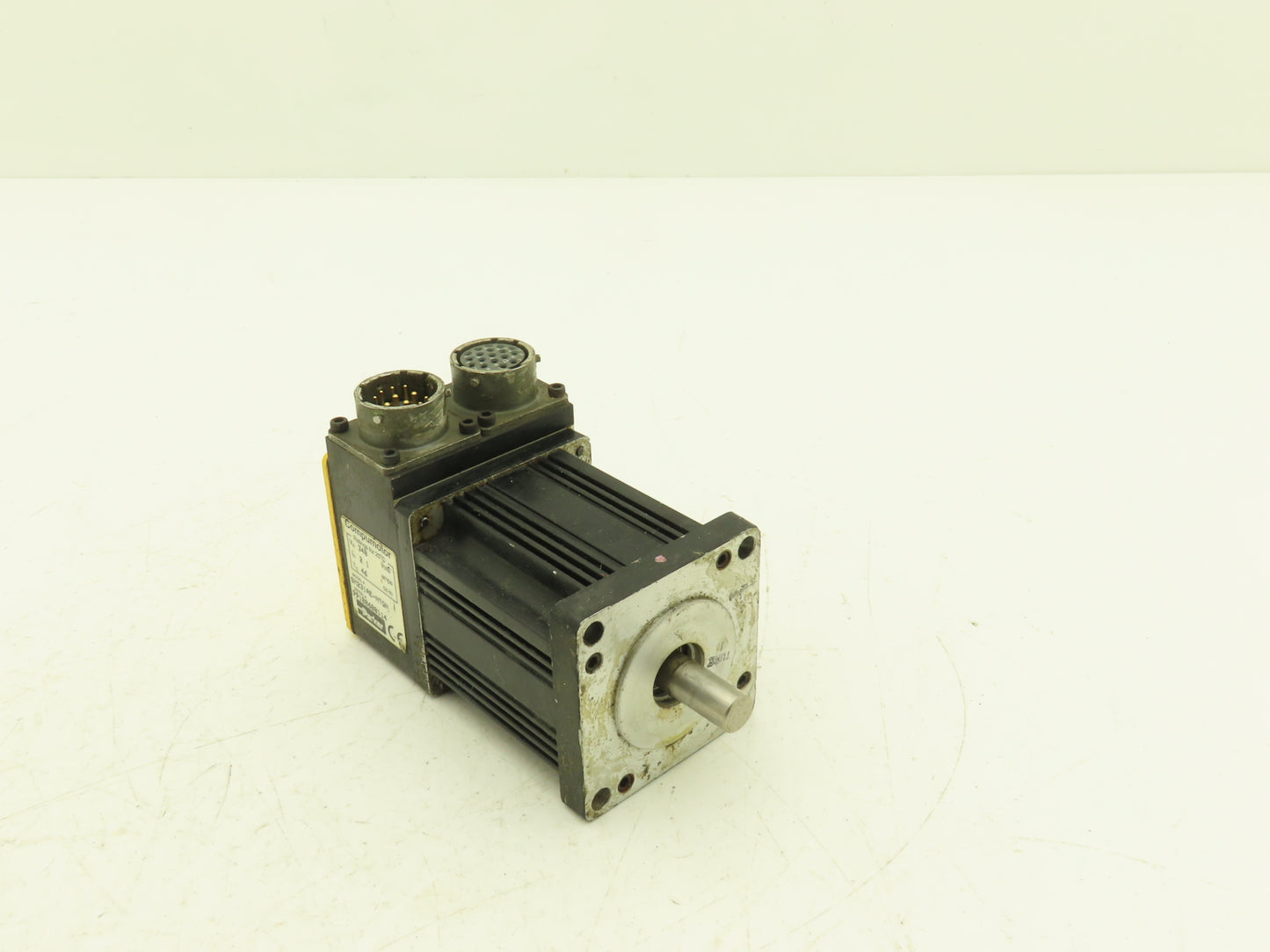 Parker SM231AE-NTQN SM231AE-NTQN Compumotor Servo Motor 340V 2.1A With  Encoder