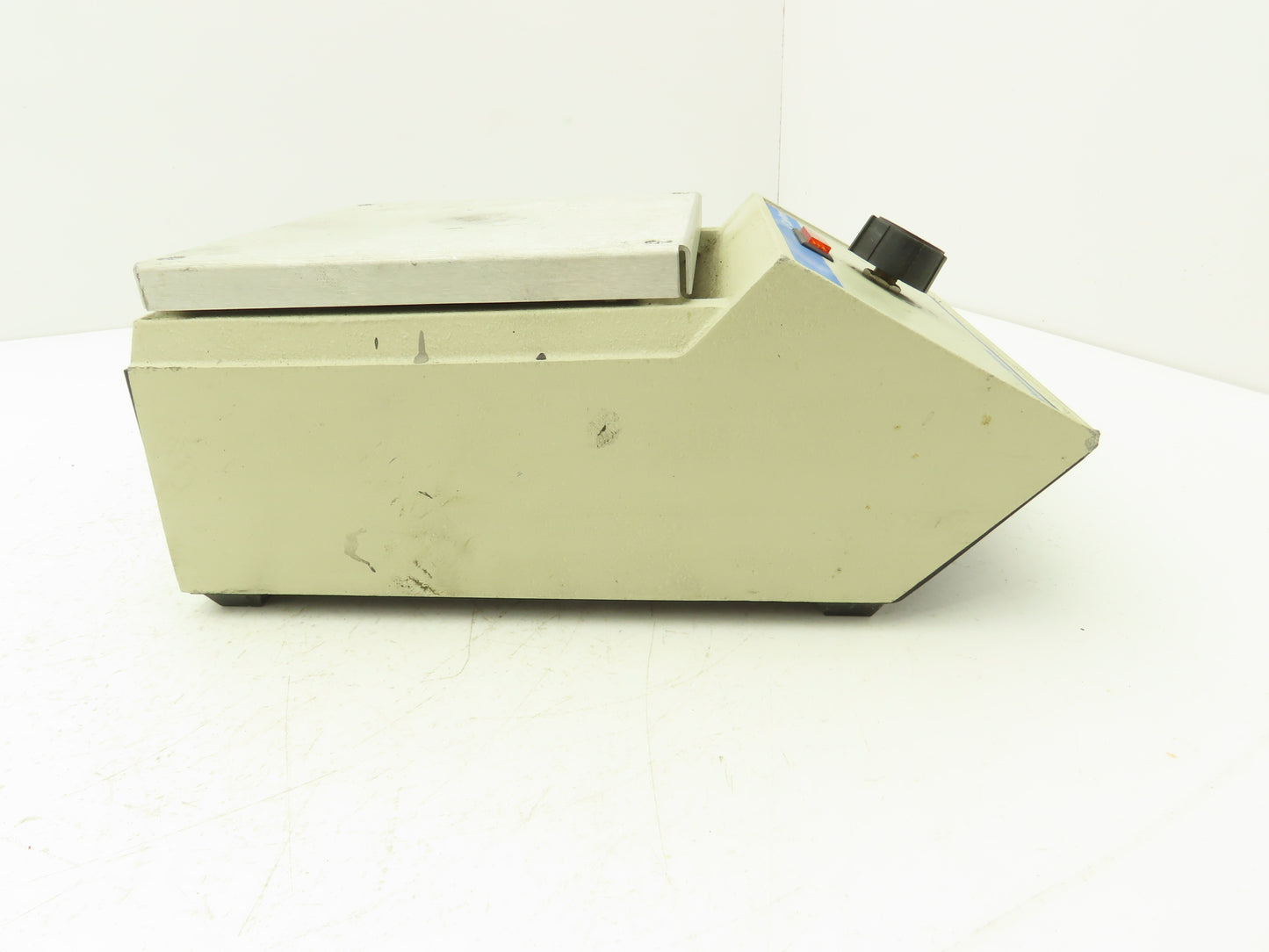 Cole Palmer ST1 C-P Stirrer Lab Magnetic Rotary 1500 RPM 120V