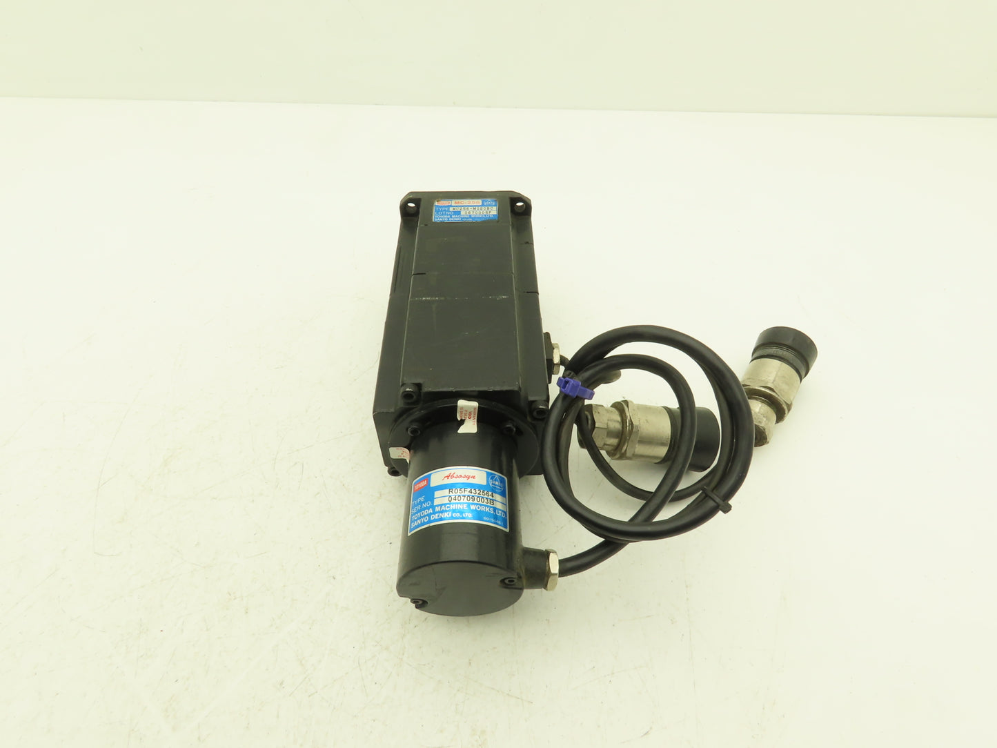 Sanyo Denki MC256-M020BC AC Servo Motor ABS Super With R05F432564 Encoder