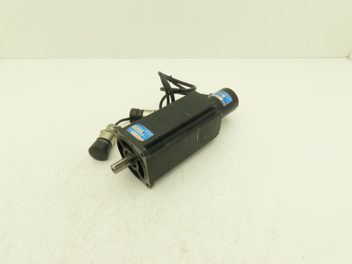 Sanyo Denki MC256-M020BC AC Servo Motor ABS Super With R05F432564 Encoder