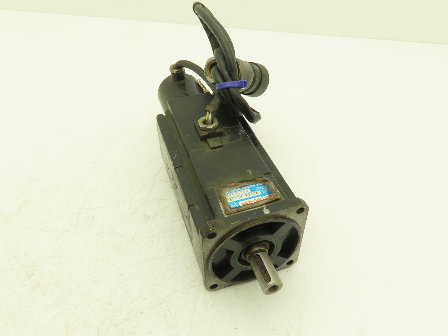 Sanyo Denki MC256-M020BC AC Servo Motor ABS Super With R05F432564 Encoder