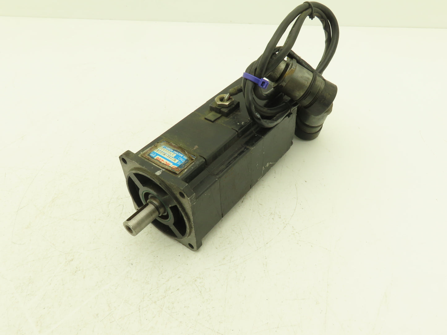 Sanyo Denki MC256-M020BC AC Servo Motor ABS Super With R05F432564 Encoder