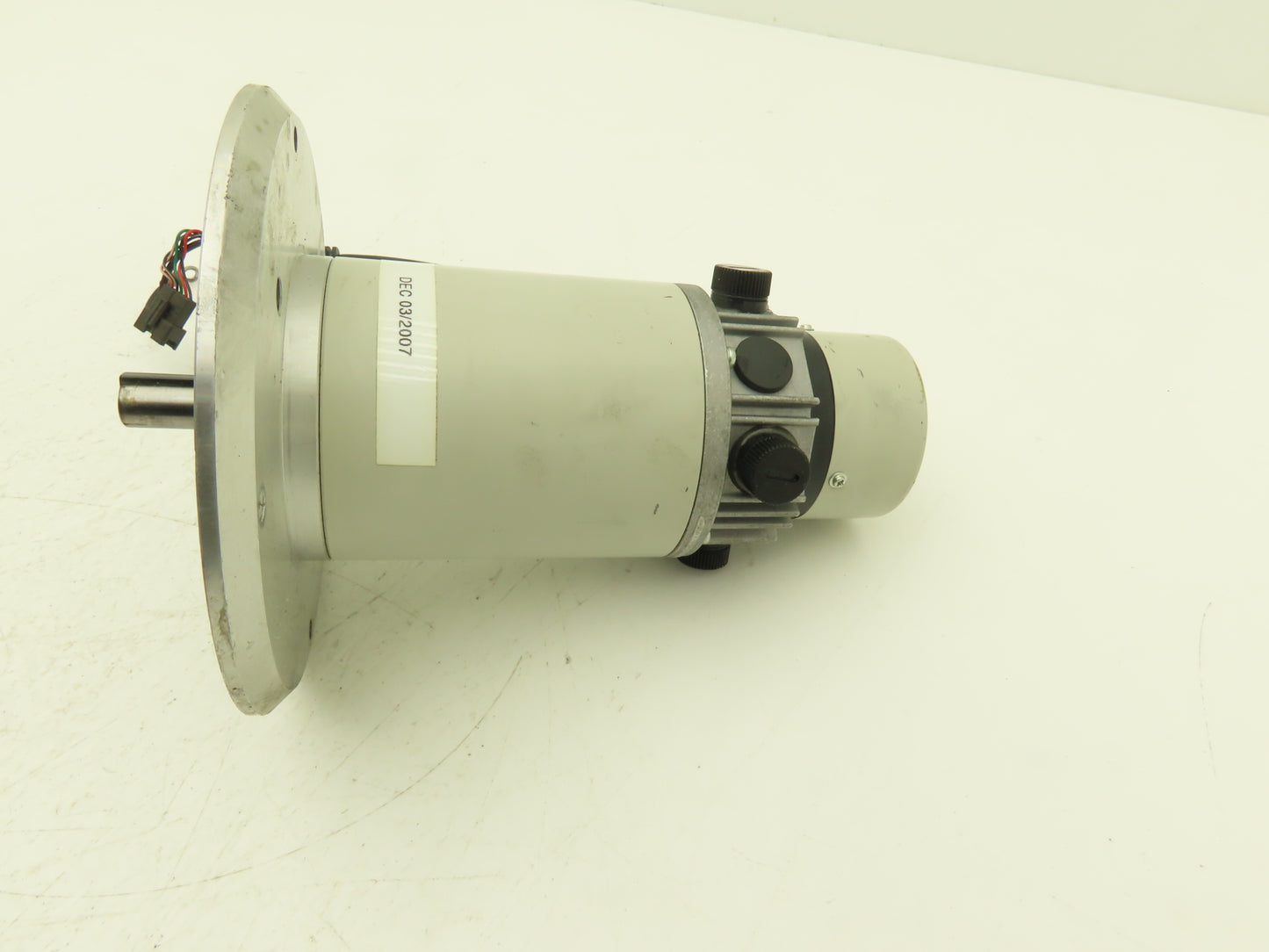 Sony DH072-330E4N01 DC Servo Motor 11mm Shaft 	140mm Flange Mount