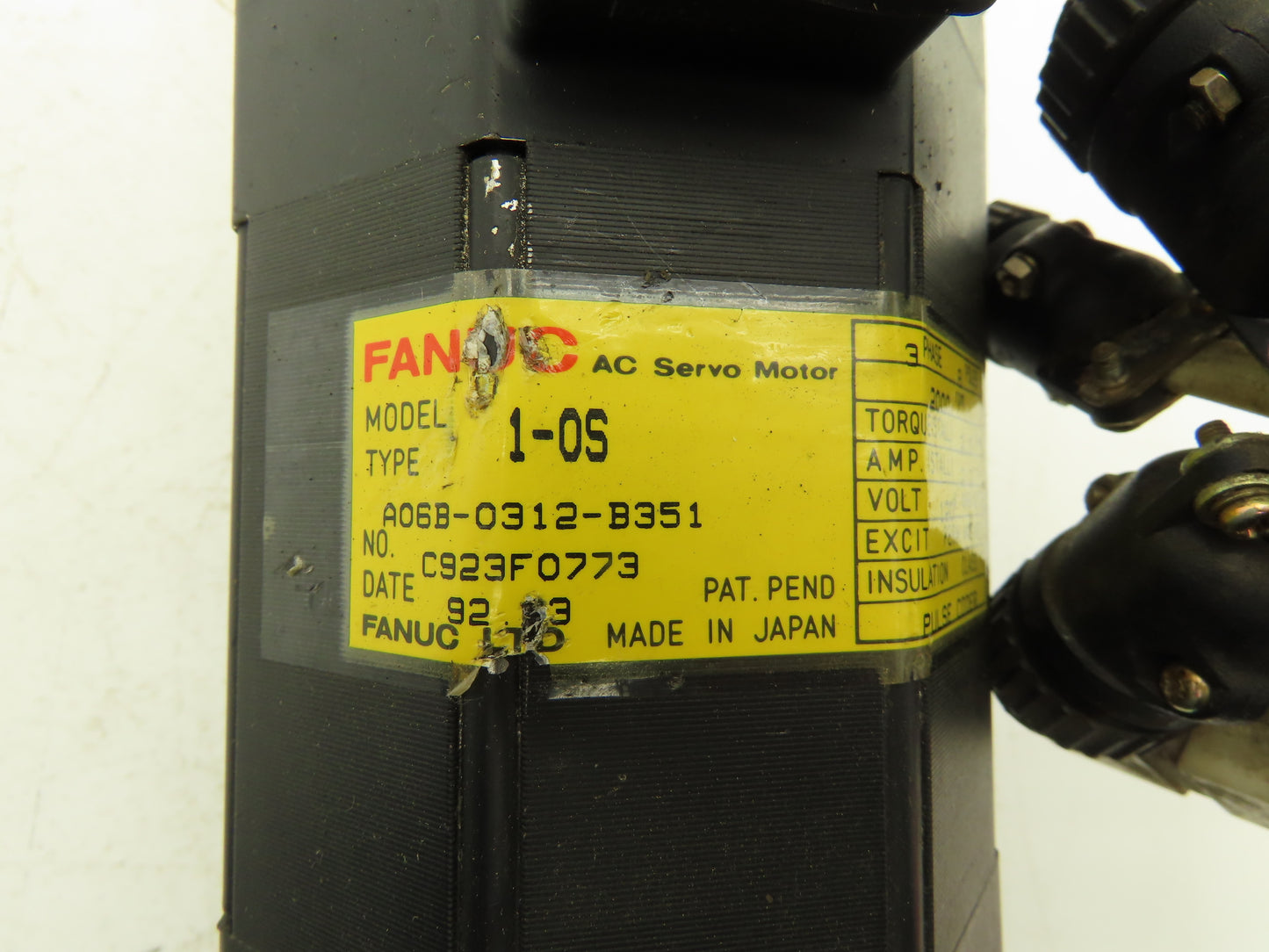 Fanuc A06B-0312-B351 AC Servo Motor 2000 RPM 120V 3Ph Encoder A290-0521-V581