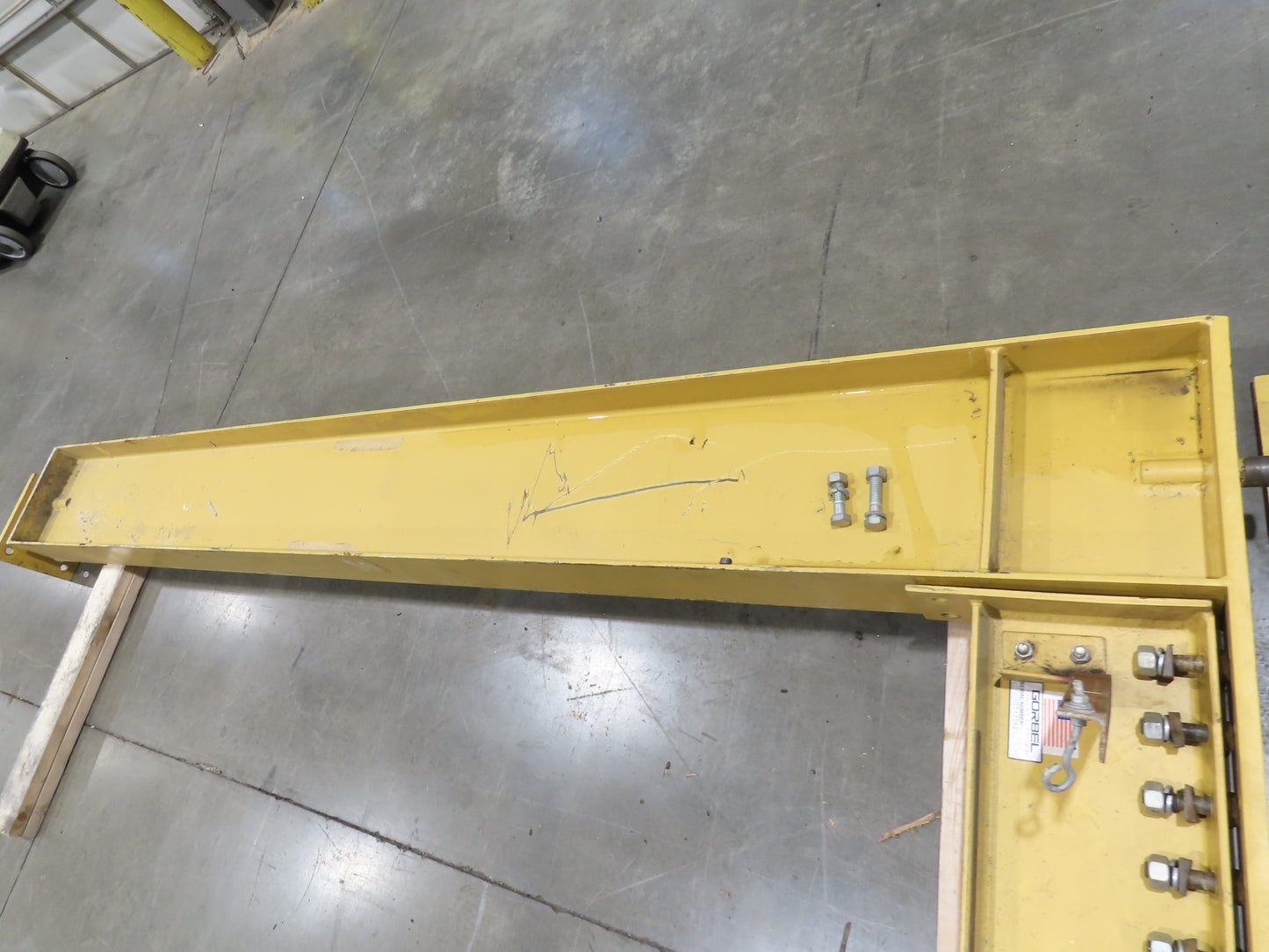 Gorbel 1/2 Ton 1000Lb Full Cantilever Post Jib Crane 15' 2"Span 10'HUB 11' 2"OAH