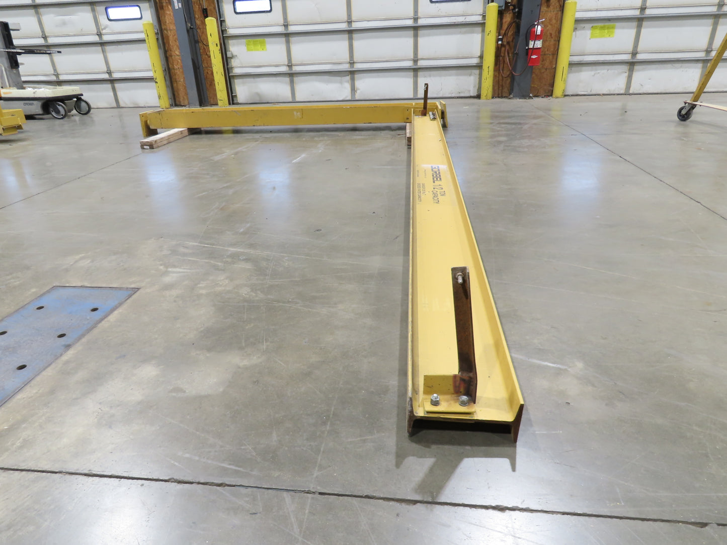 Gorbel 1/2 Ton 1000Lb Full Cantilever Post Jib Crane 15' 2"Span 10'HUB 11' 2"OAH