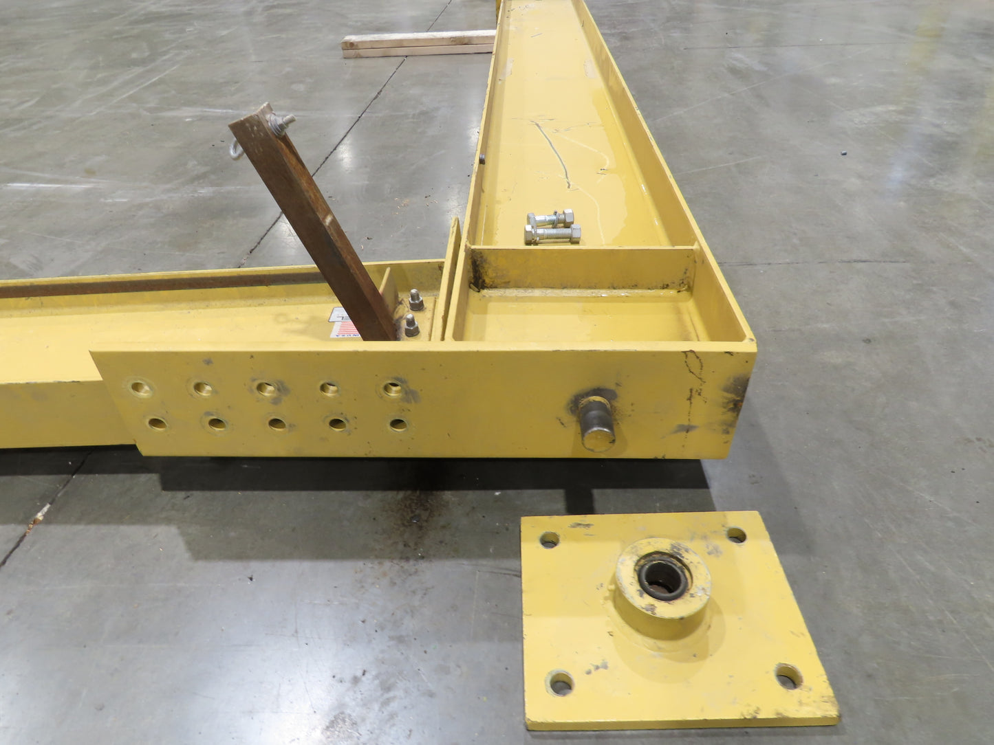 Gorbel 1/2 Ton 1000Lb Full Cantilever Post Jib Crane 15' 2"Span 10'HUB 11' 2"OAH