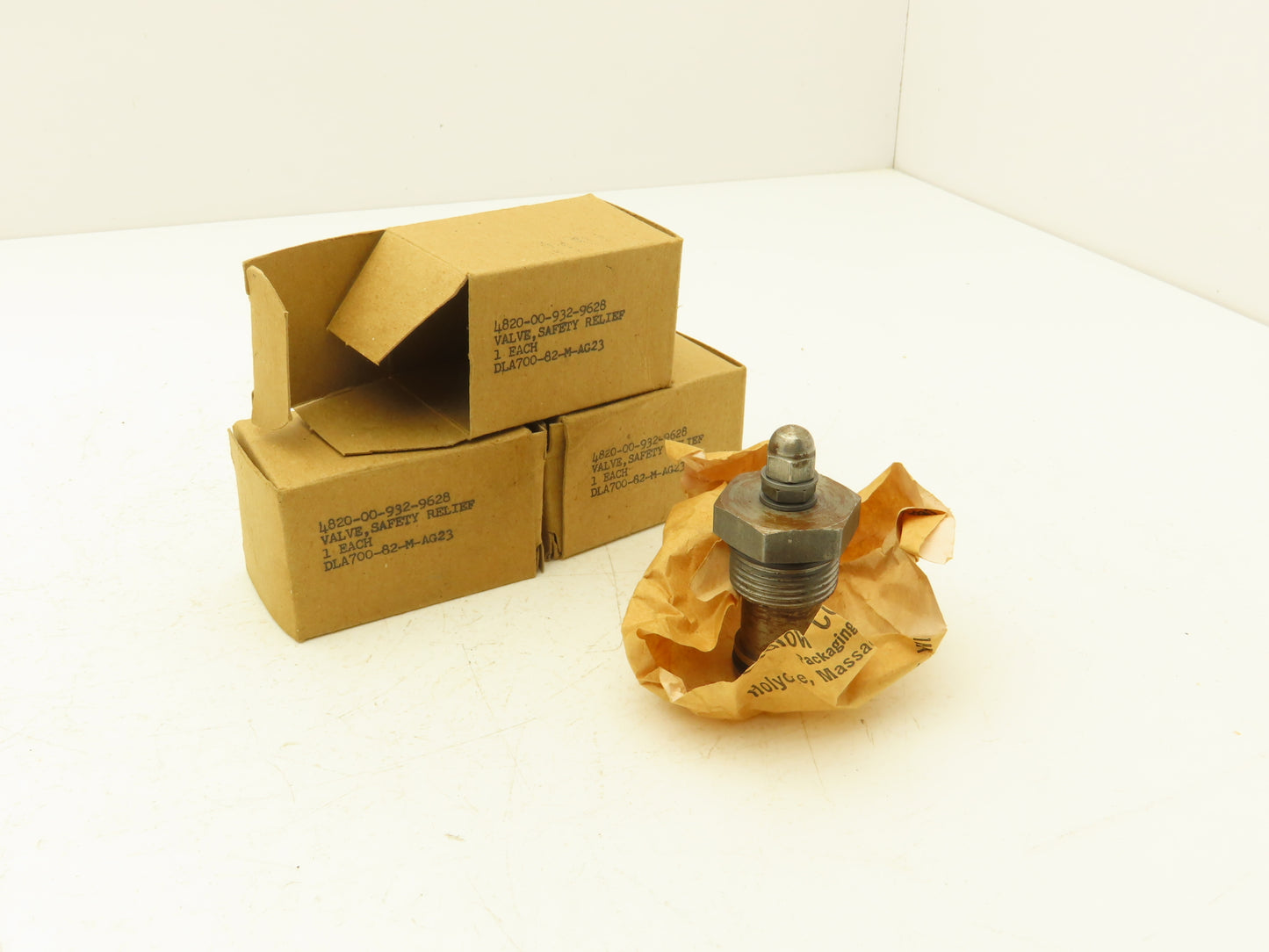 DLA700-82-M-AG23 Hydraulic Pressure Relief Cartridge Valve Cartridge Lot of 3