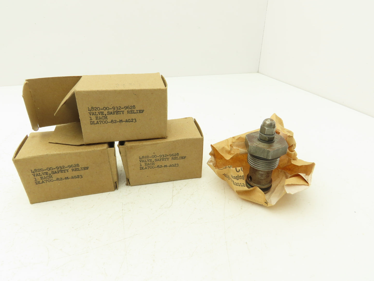 DLA700-82-M-AG23 Hydraulic Pressure Relief Cartridge Valve Cartridge Lot of 3