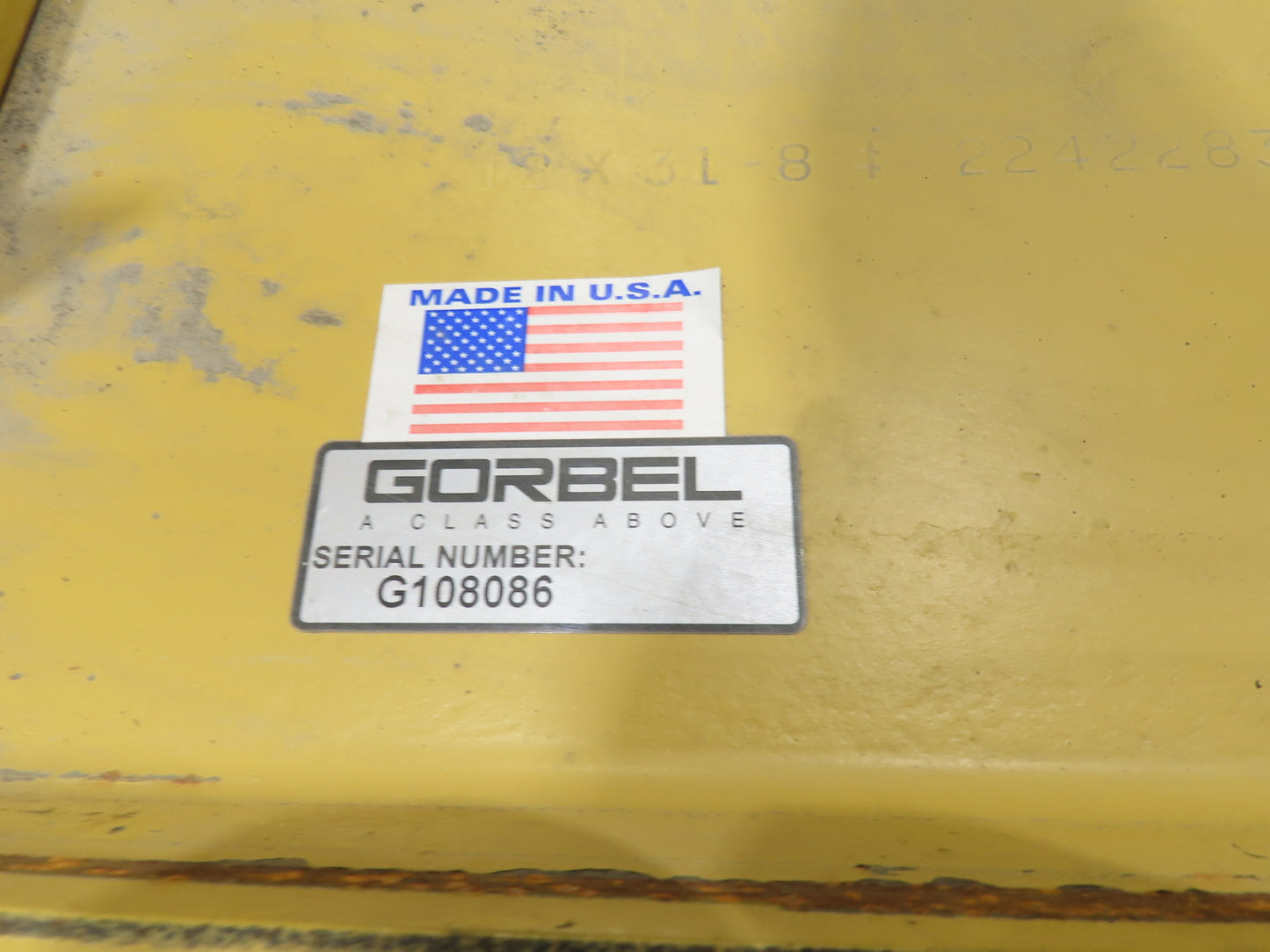 Gorbel 1 Ton 2000Lb Full Cantilever Post Jib Crane 15' Span 9' 2"HUB 11' 3"OAH