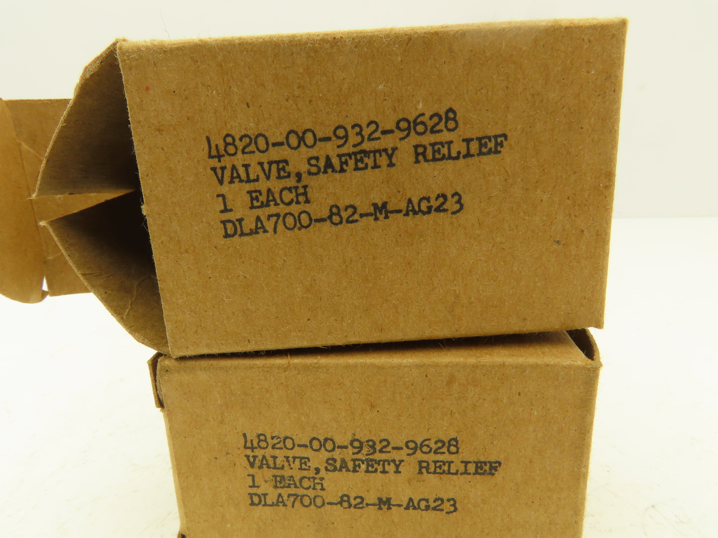 DLA700-82-M-AG23 Hydraulic Pressure Relief Cartridge Valve Cartridge Lot of 2